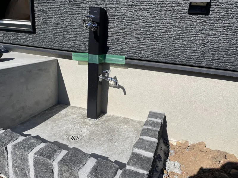 ピンコロ石で作った水受け